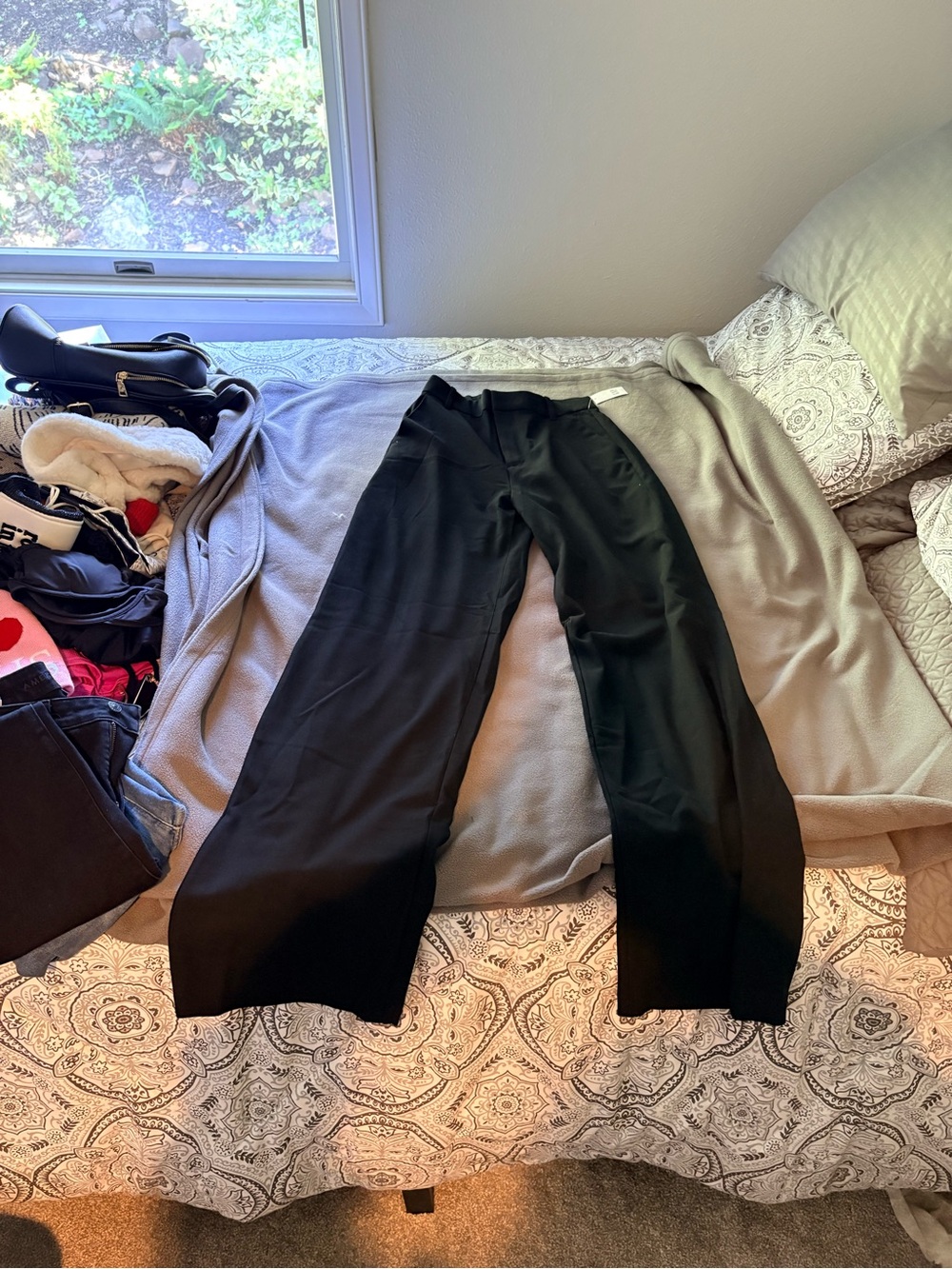 GAP Black Wide Leg Pants
